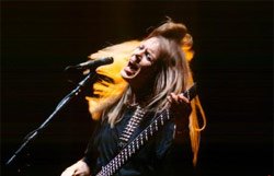 (图文)Tina Weymouth 天娜 威茂斯 Talking Heads 乐队
