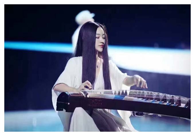 古筝演奏图片欣赏
