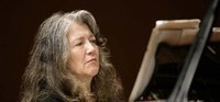 阿根廷著名女钢琴家 马尔塔·阿格里齐（MarthaArgerich）简介